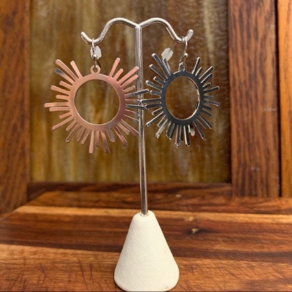 Metal Sun Dangle Earrings in Rhodium - Picture 3 of 5